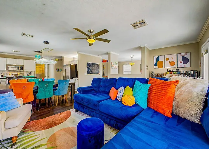 Family Fun 4 Bedroom House Close To Everything Peoria
