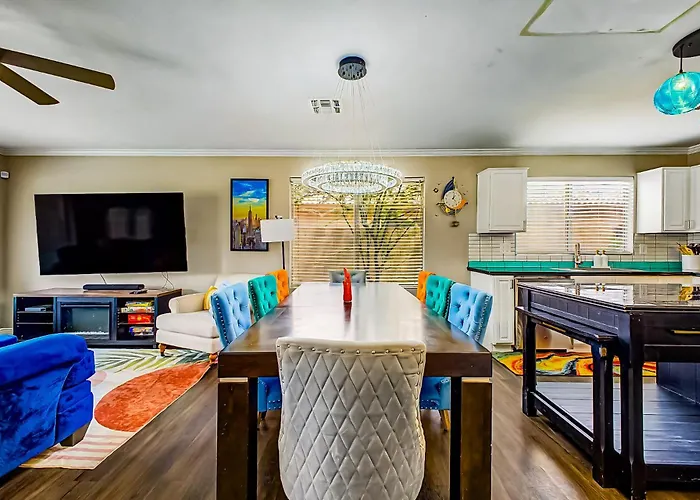 Family Fun 4 Bedroom House Close To Everything Villa Peoria